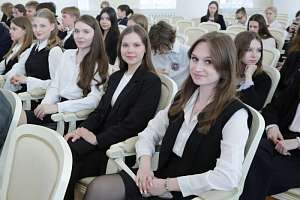 «Школа Смольного»: первый выпуск состоялся