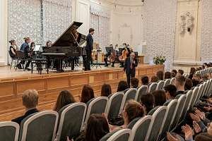 Три тысячи первокурсников начали обучение в СПбПУ с музыки