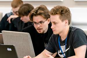 В Политехе прошёл межвузовский кейс-чемпионат по нефтегазовому инжинирингу