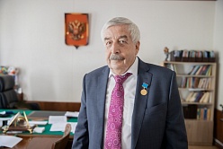 Владимир Глухов награжден знаком отличия «За заслуги перед Санкт-Петербургом»