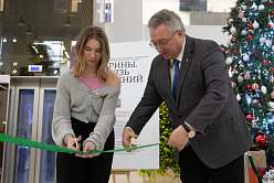 Наследие Гагариных: в Политехе открылась выставка Елены Арцутановой