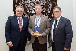 Парад чемпионов: в Политехе наградили лучшие спортивные команды года